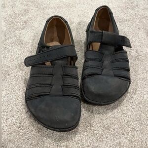 Birkenstock Buckle Fisherman Sandal, Size 37